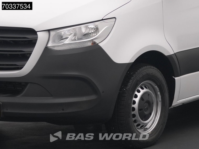 Vehicle Image 50