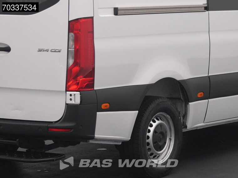 Vehicle Image 51