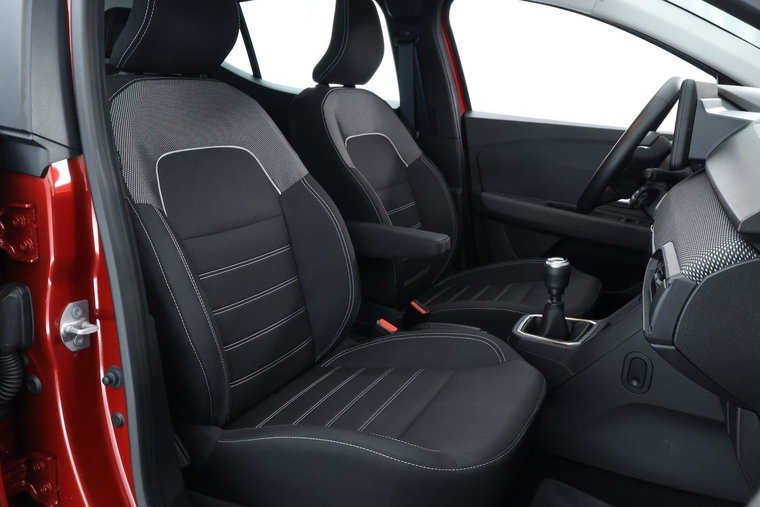 Vehicle Image 12