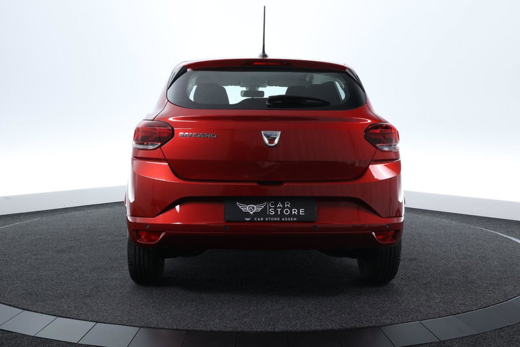 Vehicle Image 6