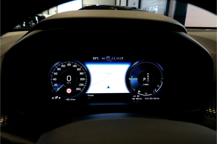 Vehicle Image 38