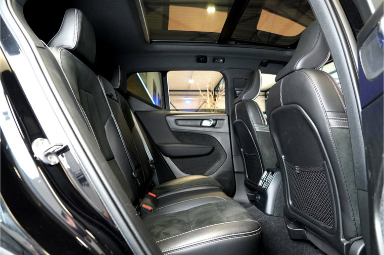 Vehicle Image 45