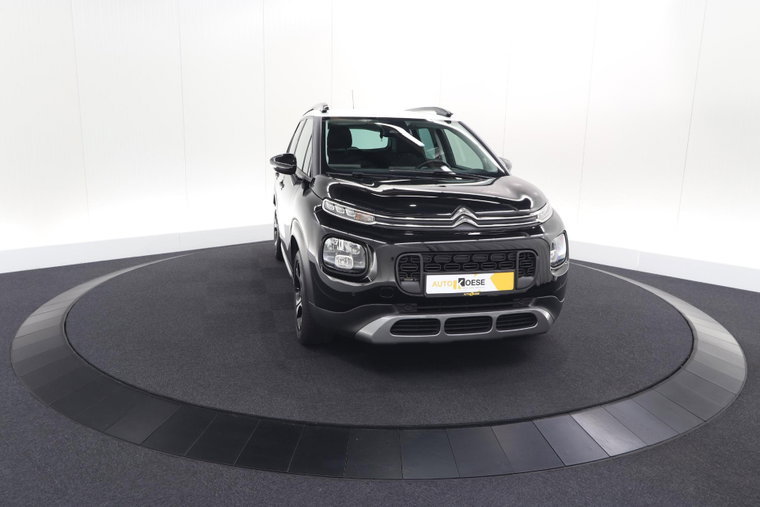 Vehicle Image 38