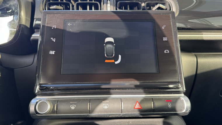 Vehicle Image 19