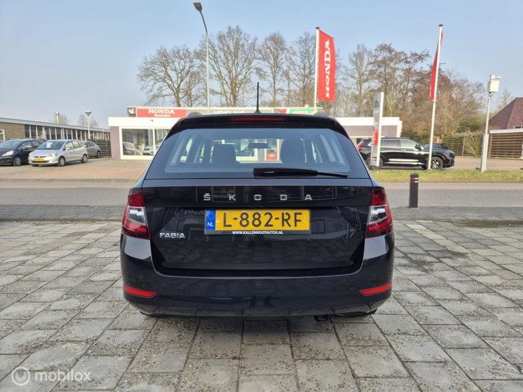 Vehicle Image 27