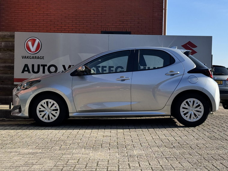 Vehicle Image 10