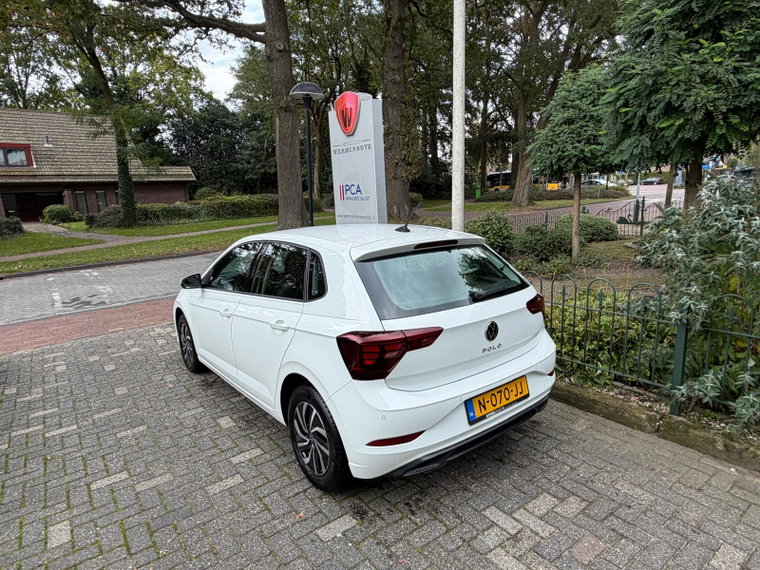 Vehicle Image 31