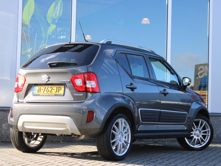 Vehicle Image 11