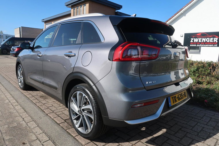 Vehicle Image 38
