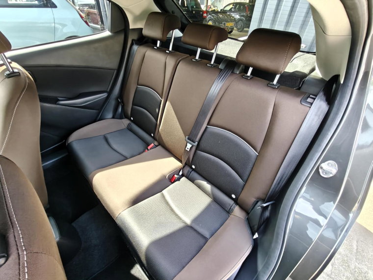 Vehicle Image 20
