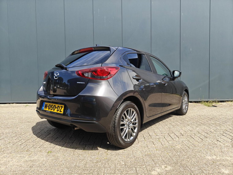 Vehicle Image 6