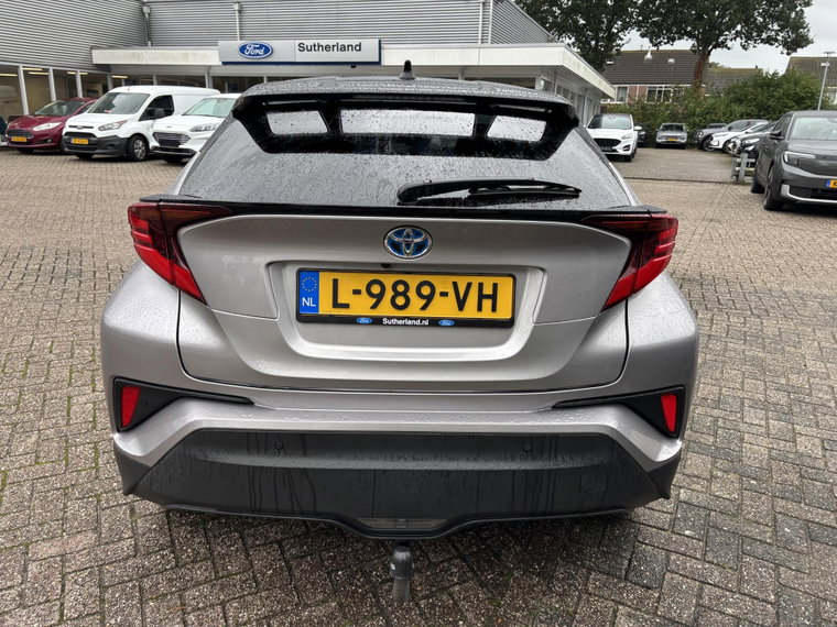 Vehicle Image 6