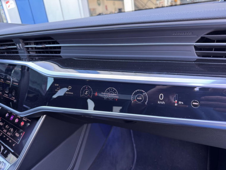 Vehicle Image 35
