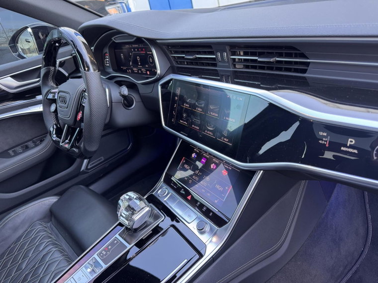 Vehicle Image 37