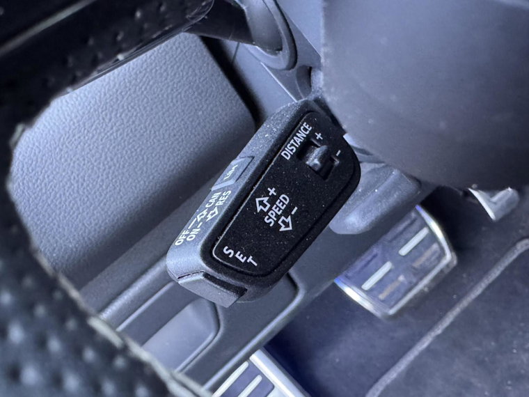 Vehicle Image 40