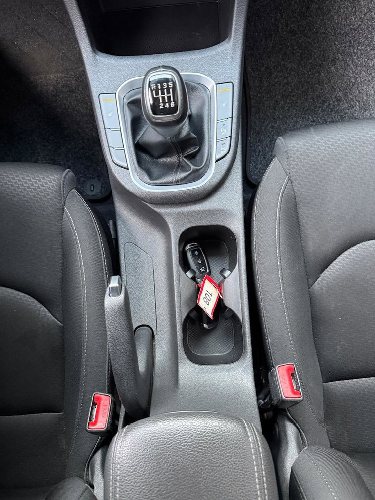 Vehicle Image 50