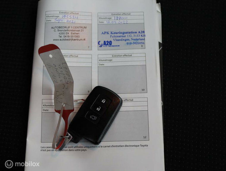 Vehicle Image 8