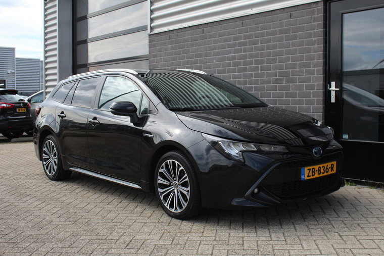 Vehicle Image 6