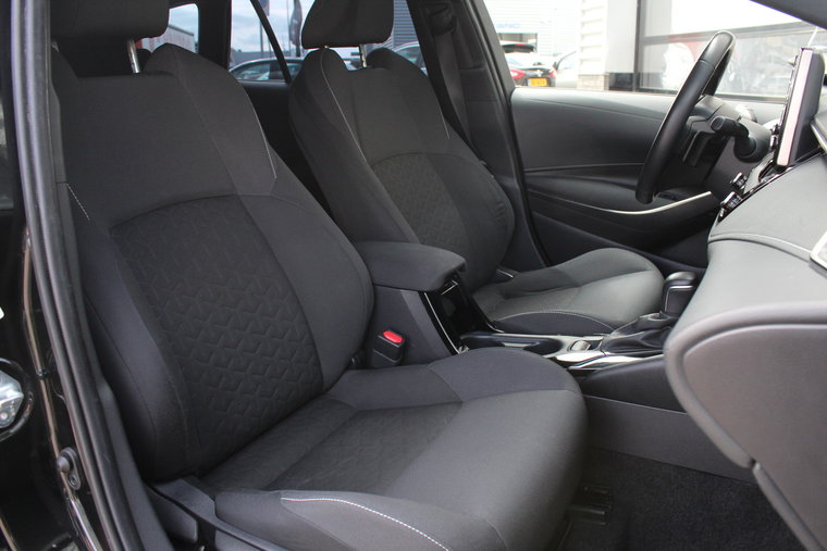 Vehicle Image 10