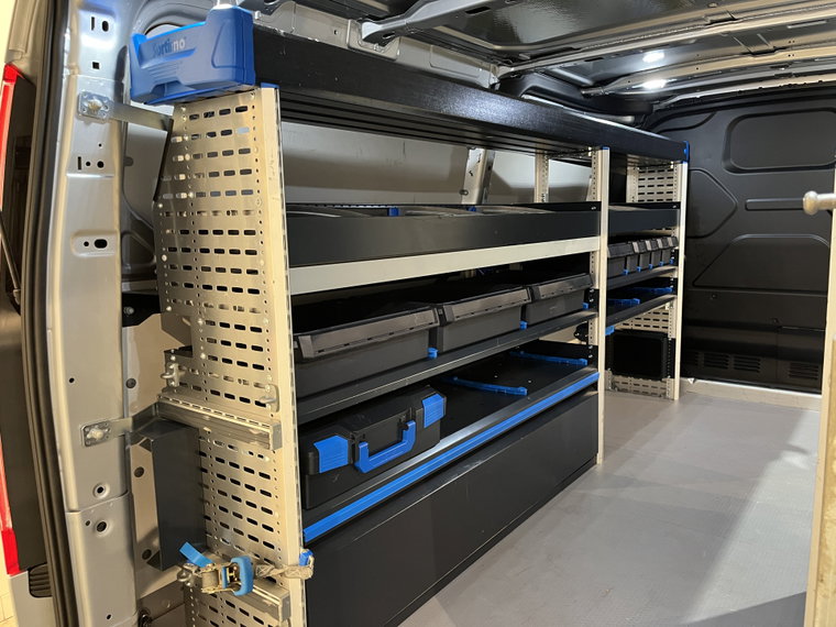 Vehicle Image 13