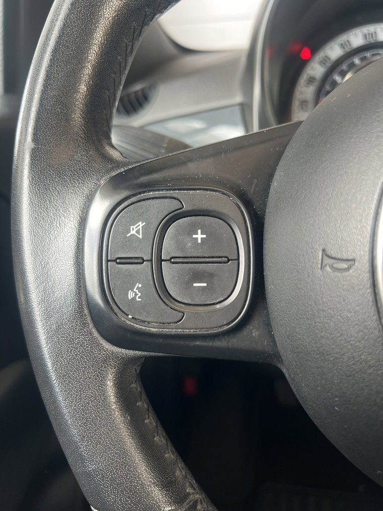 Vehicle Image 26
