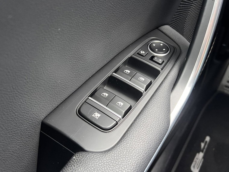 Vehicle Image 47