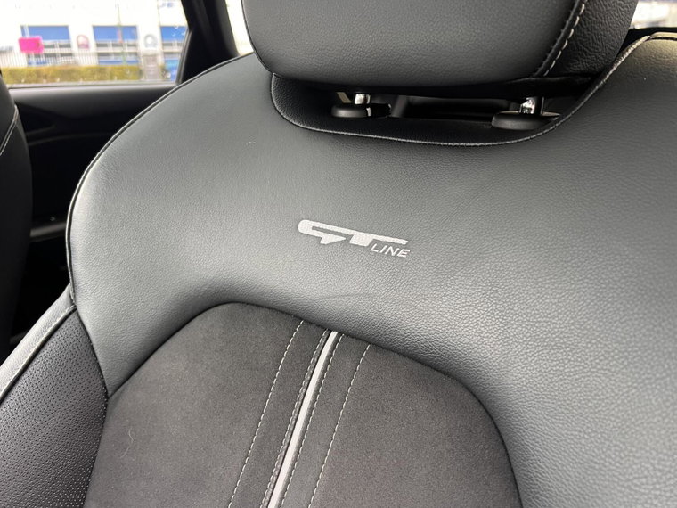 Vehicle Image 54