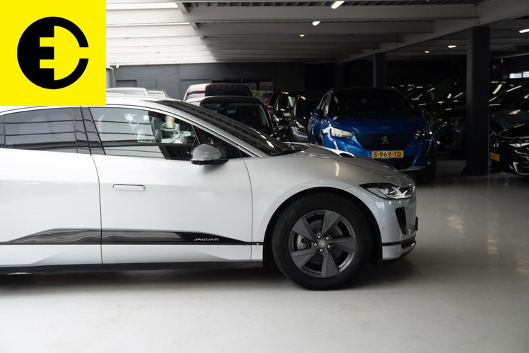 Vehicle Image 41