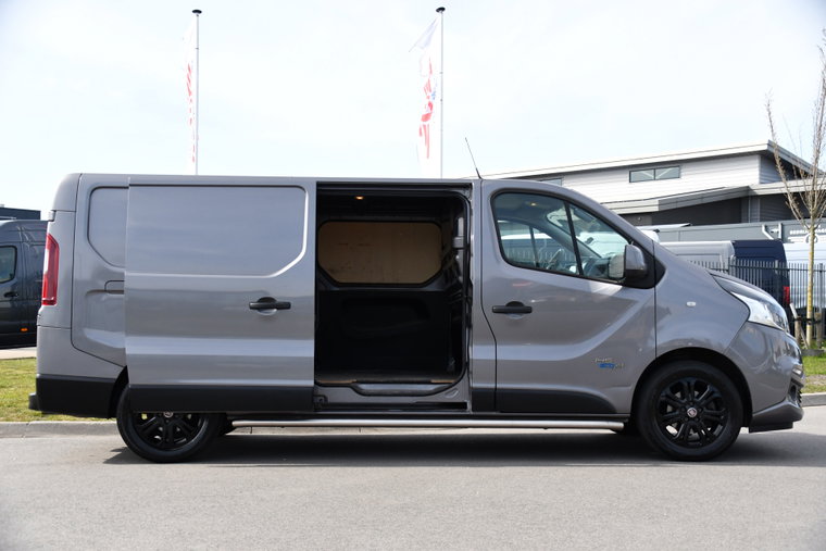 Vehicle Image 11