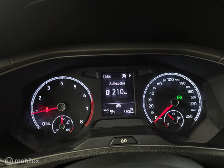 Vehicle Image 30