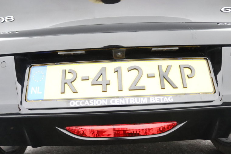 Vehicle Image 38