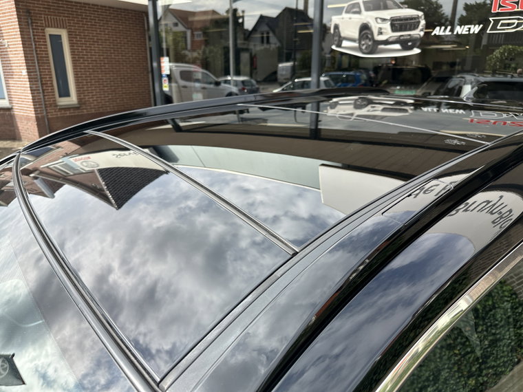 Vehicle Image 26