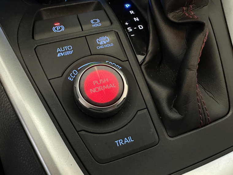 Vehicle Image 43