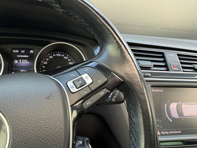 Vehicle Image 38