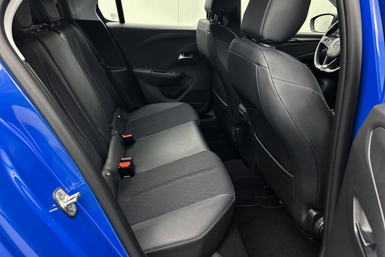 Vehicle Image 28