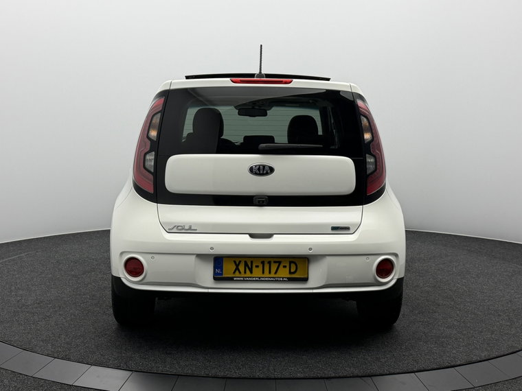Vehicle Image 27