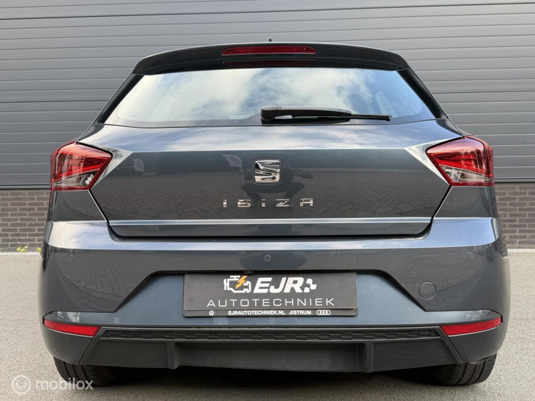 Vehicle Image 17