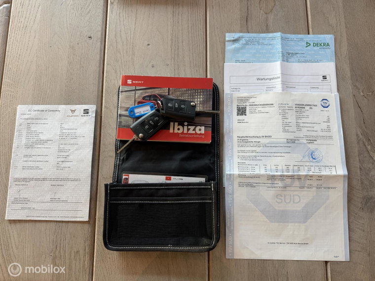Vehicle Image 21