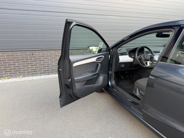 Vehicle Image 27