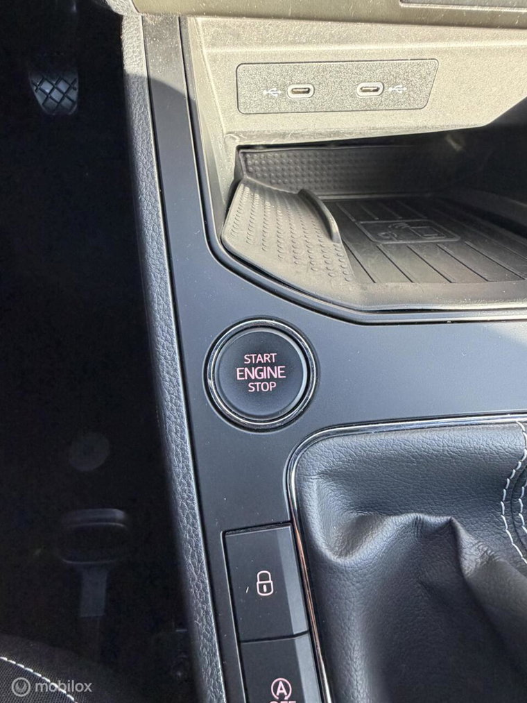 Vehicle Image 47