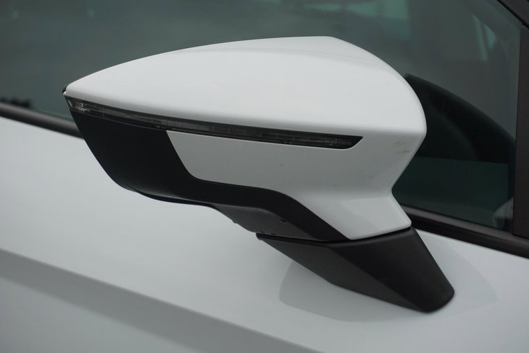 Vehicle Image 40