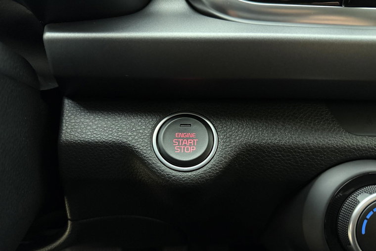 Vehicle Image 28