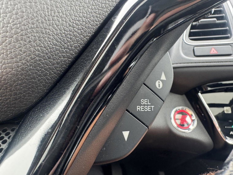 Vehicle Image 33