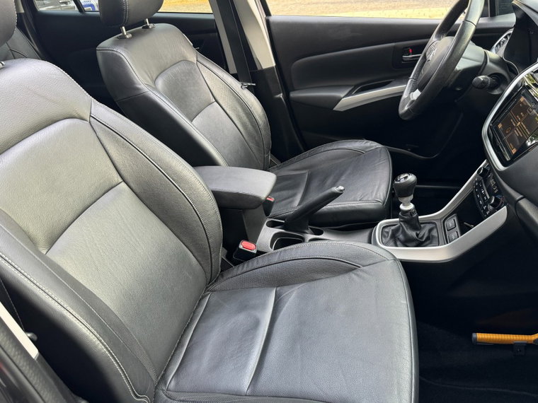Vehicle Image 27