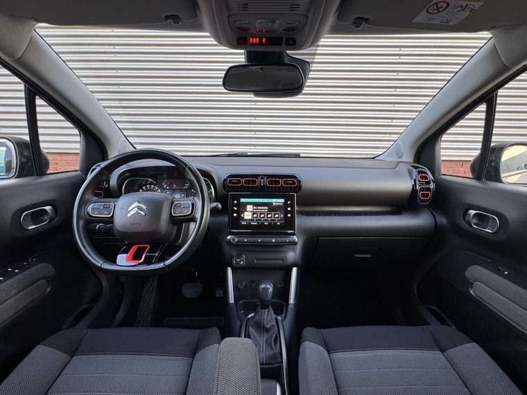Vehicle Image 13