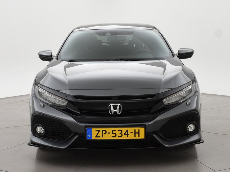 Vehicle Image 6