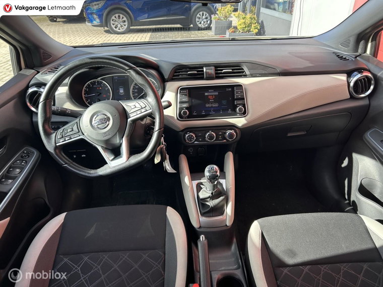 Vehicle Image 14