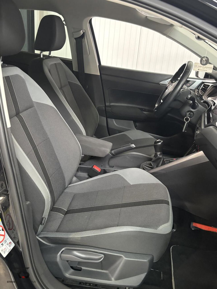 Vehicle Image 39