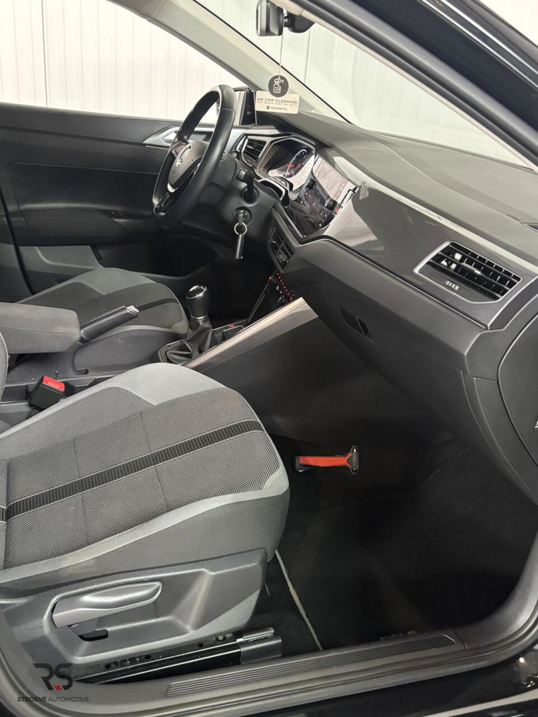 Vehicle Image 40