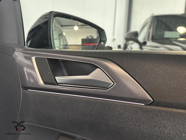 Vehicle Image 41